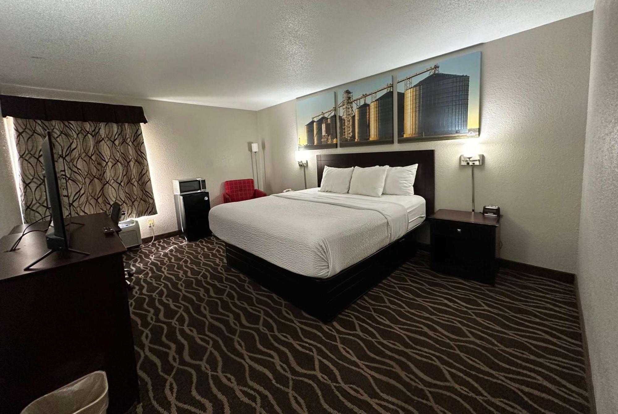 Days Inn & Suites By Wyndham Casey Экстерьер фото